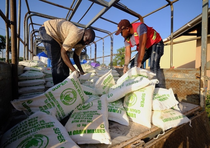 ◆国境の施設に隔離された人々の生活支援