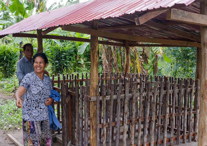 ロカブッス村で「豚銀行」設立！