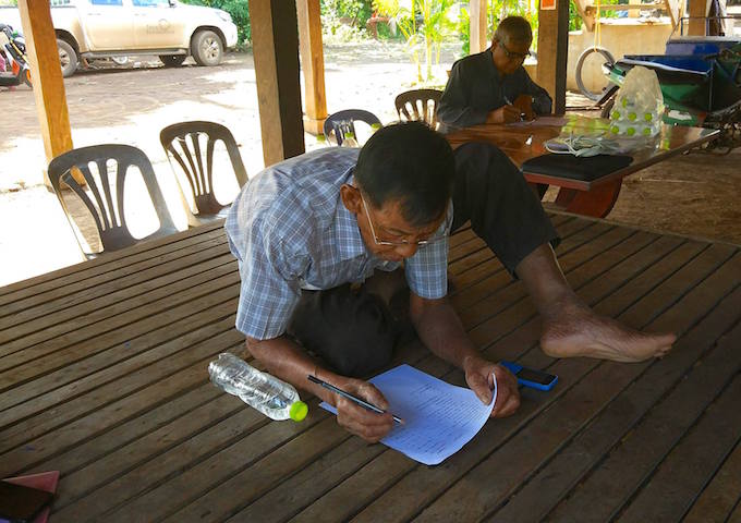 収入向上ではなく、生計向上支援。