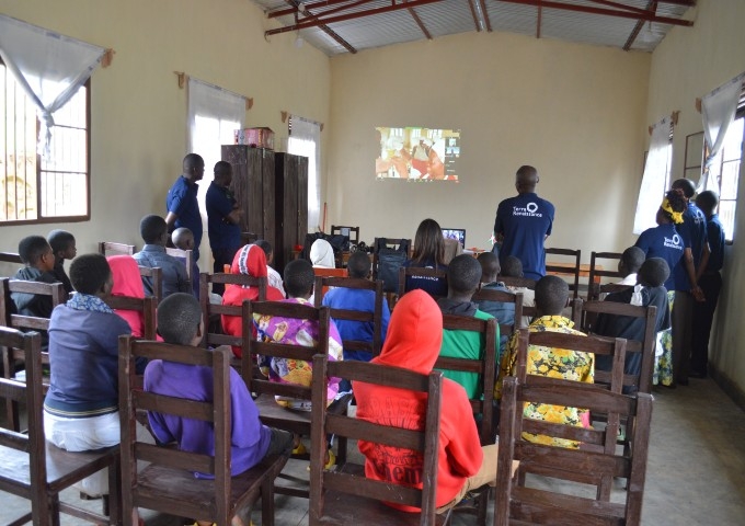 【アフリカレポート/2021年12月_Topic01】