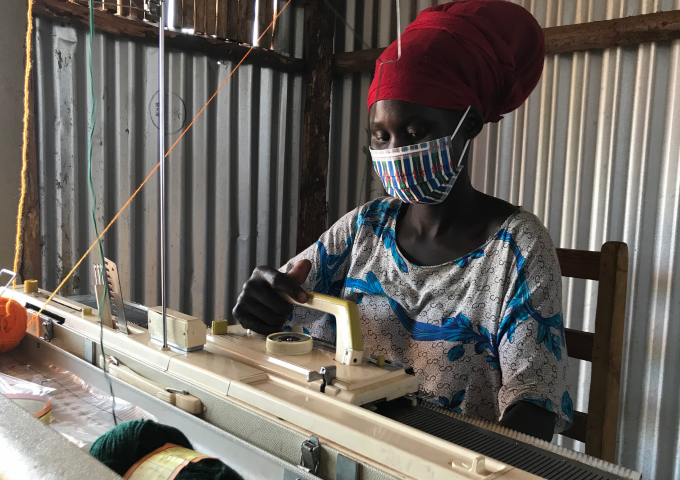 【ウガンダ】南スーダン難民の方たちの学校再開後のビジネス