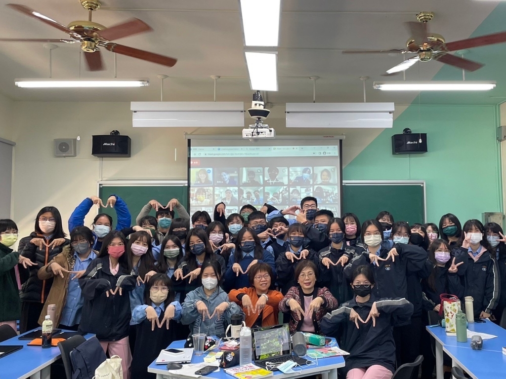 初の高校生の国際交流会開催！